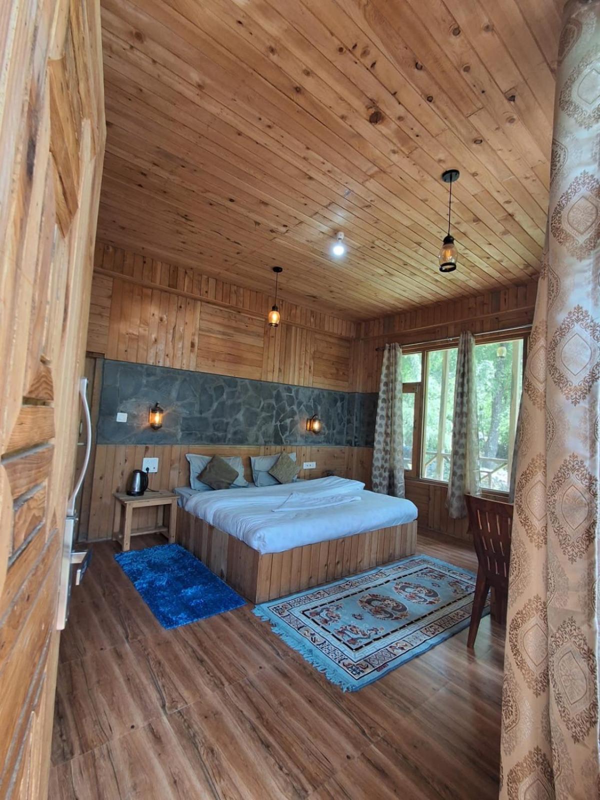 The Cozy Cabin, Jibhi Banjār Екстериор снимка